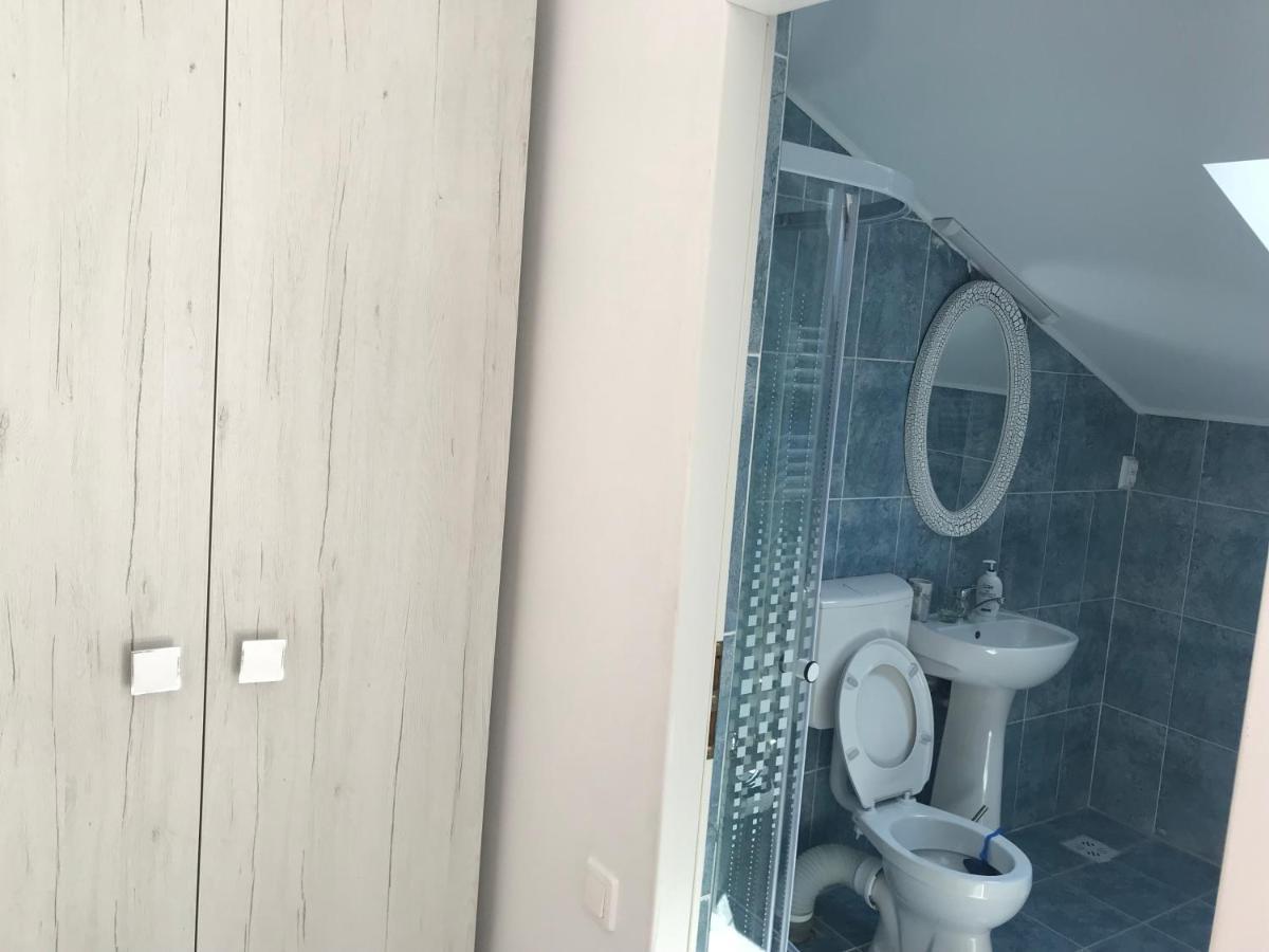 Gilău Casa Ryana Self Check-Inモーテル エクステリア 写真
